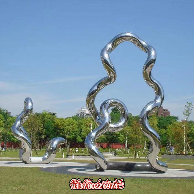 大型不銹鋼異形擺件，為公園綠地增色