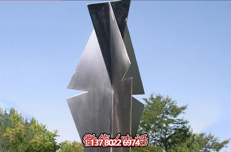 不銹鋼雕塑景觀，點綴學(xué)校、公園環(huán)境