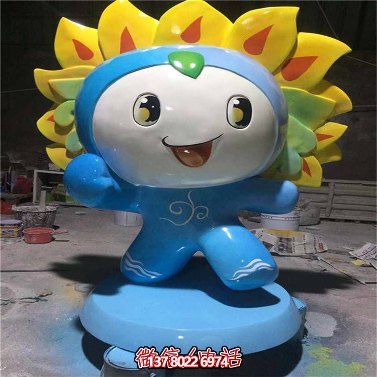 玻璃鋼卡通人物雕塑，點(diǎn)亮游樂(lè)場(chǎng)的歡樂(lè)