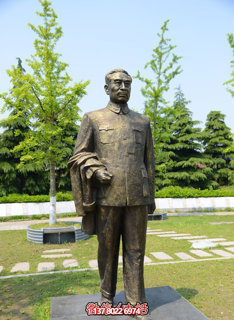紀(jì)念周恩來偉人雕塑，緬懷歷史，見證輝煌
