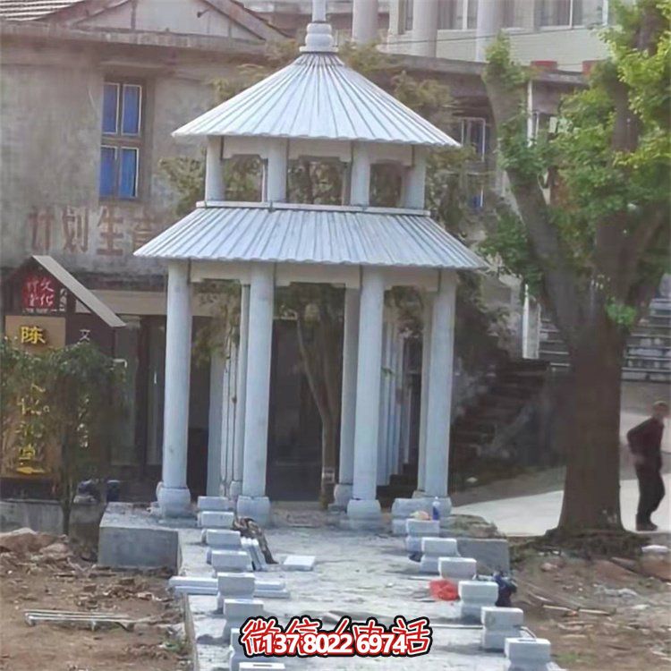 精美大理石雕刻二層涼亭，為農(nóng)村文化廣場(chǎng)添彩