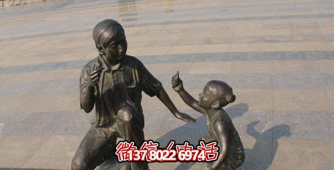 母女銅雕一次游覽公園、參與游戲、體驗(yàn)雕塑的絕佳體驗(yàn)