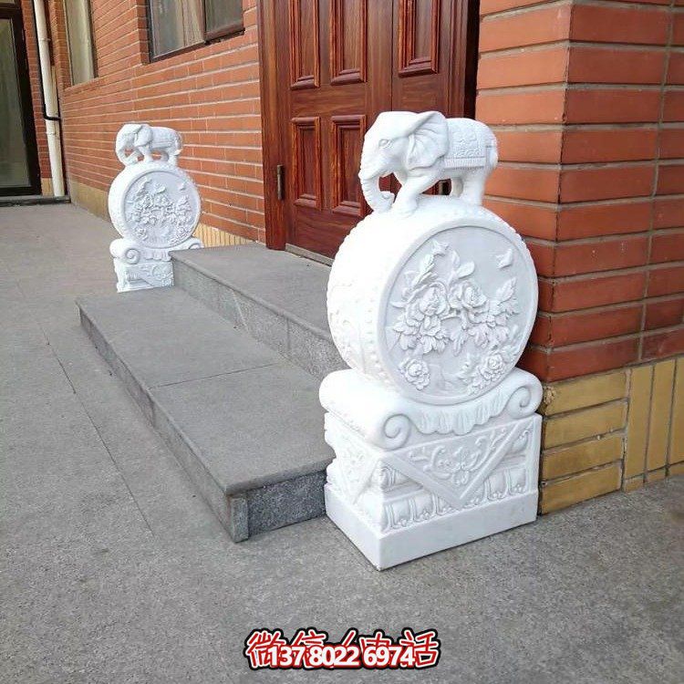 浪漫經(jīng)典，精致雕刻吉祥小象抱鼓石
