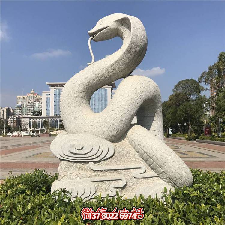 傳統(tǒng)風(fēng)格大理石蛇雕塑，擺放于廣場，給您帶來完美視覺享受