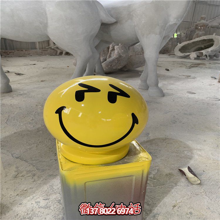 全新玻璃鋼游樂場，彩繪公仔、卡通雕塑，讓您的游樂體驗更加豐富多彩