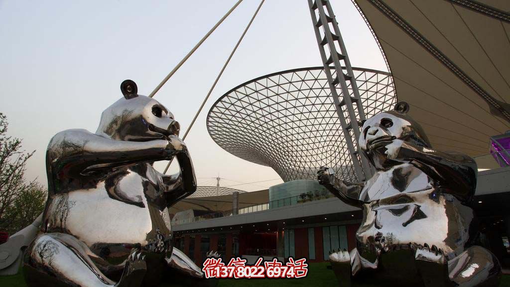 不銹鋼卡通熊貓雕塑，為動物園擺放鏡面裝飾