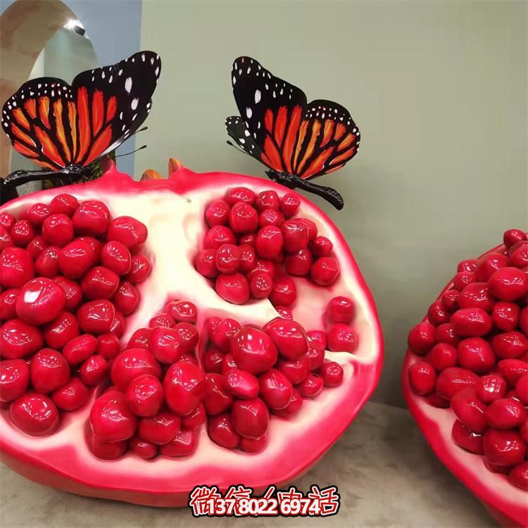 玻璃鋼彩色噴繪水果雕塑，把美放入商場