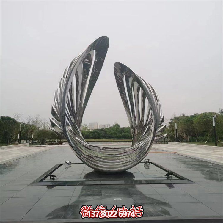 不銹鋼抽象翅膀藝術(shù)雕塑，為戶外廣場(chǎng)增添獨(dú)特景觀
