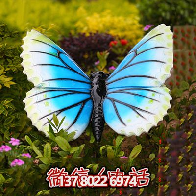 彩繪雕塑，點綴廣場，讓蝴蝶飛舞