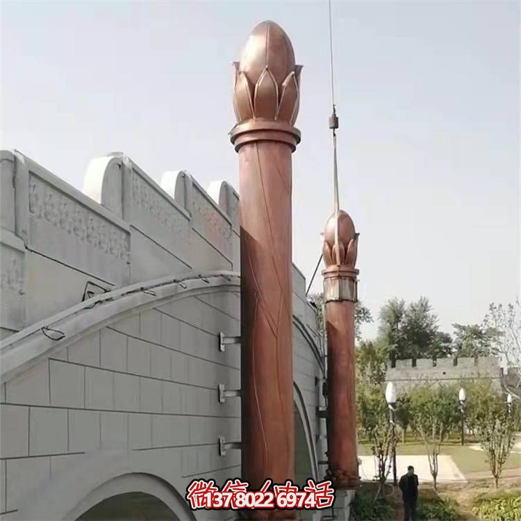 精美銅質(zhì)蓮花柱子景觀(guān)擺件