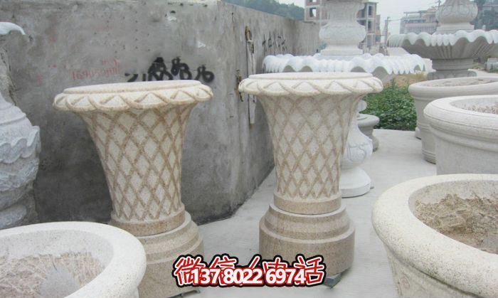 聚焦傳統(tǒng)文化，打造完美的自然景觀——大理石花籃花盆雕塑系列