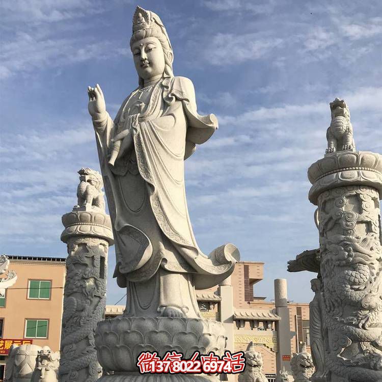 滴水觀音大型雕塑，欣賞美麗的戶外景點(diǎn)