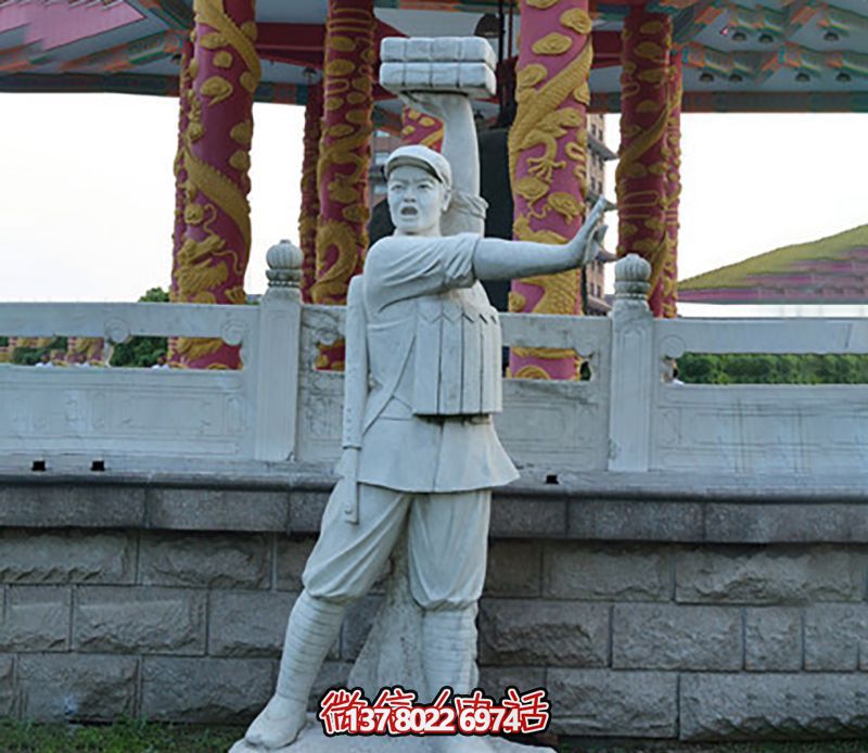 董存瑞景觀雕塑，點綴廣場景觀