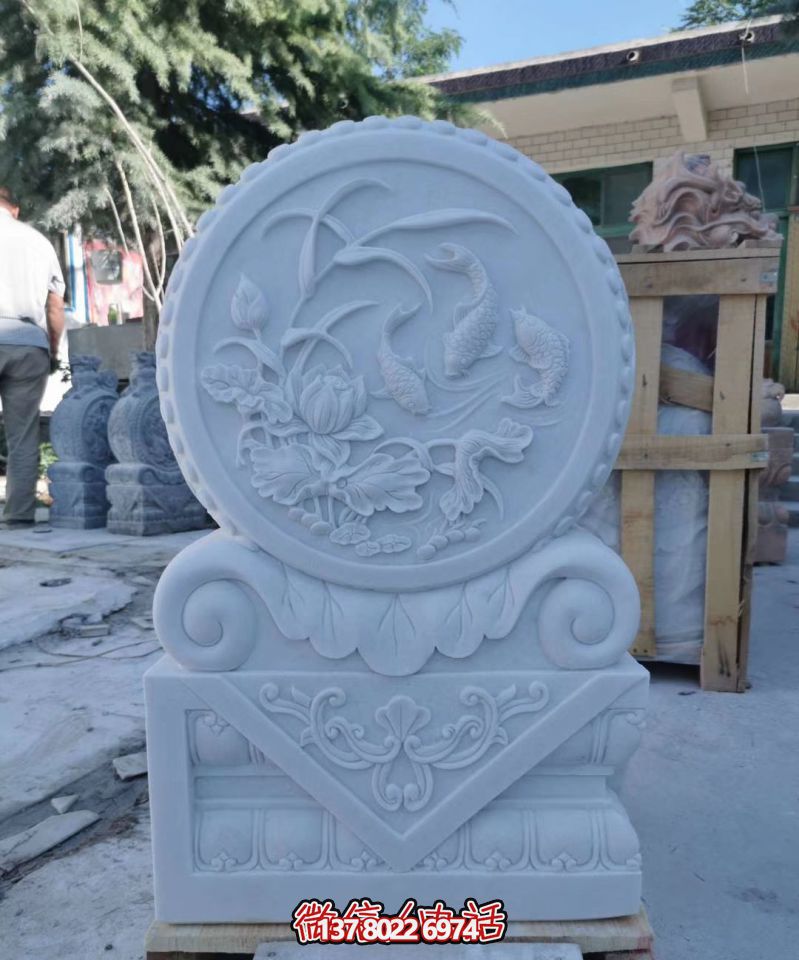 精美大理石雕刻荷花抱鼓石門墩，點(diǎn)綴庭院門口