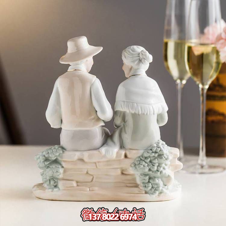 玻璃鋼雕塑人物裝飾，為室內(nèi)臥室?guī)砻篮梅諊? title=