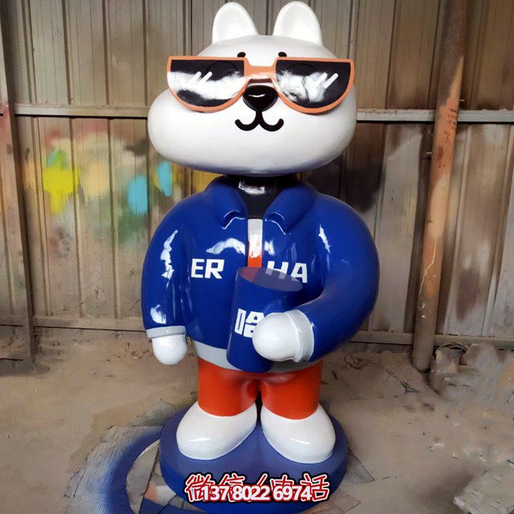 藝術(shù)玻璃鋼彩繪動物雕塑——讓商場、網(wǎng)店、紅店變身藝術(shù)館