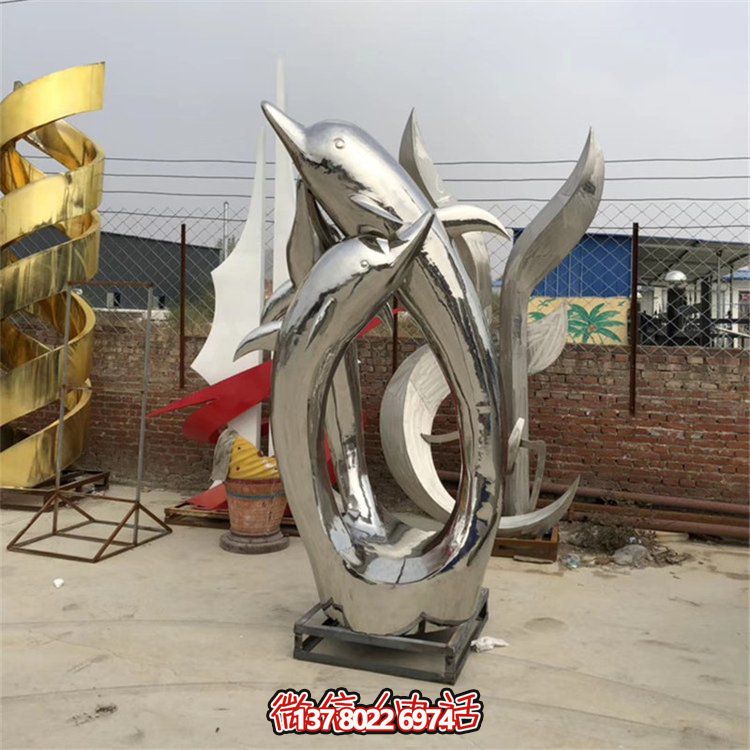 精美不銹鋼海豚雕塑，為您的戶外廣場(chǎng)增添水景鏡面美感
