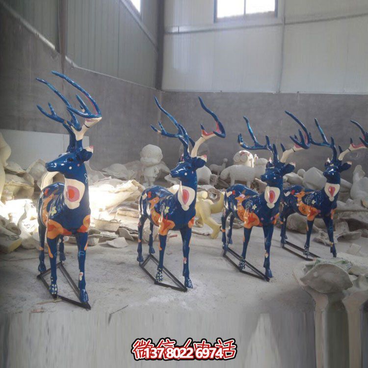 玻璃鋼梅花鹿彩繪擺件，把園林景觀裝點出夢幻色彩