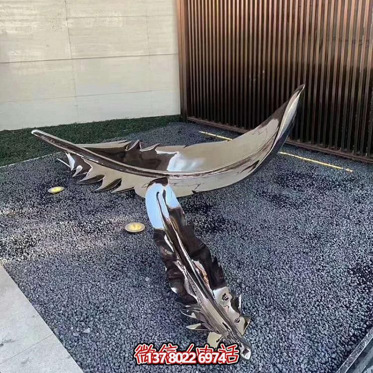 不銹鋼羽毛擺件鏡面裝飾，點(diǎn)亮戶外公園