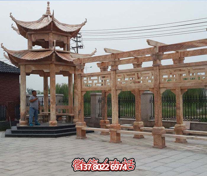 美麗的花崗巖長(zhǎng)廊，沐浴在精致的雕刻藝術(shù)中