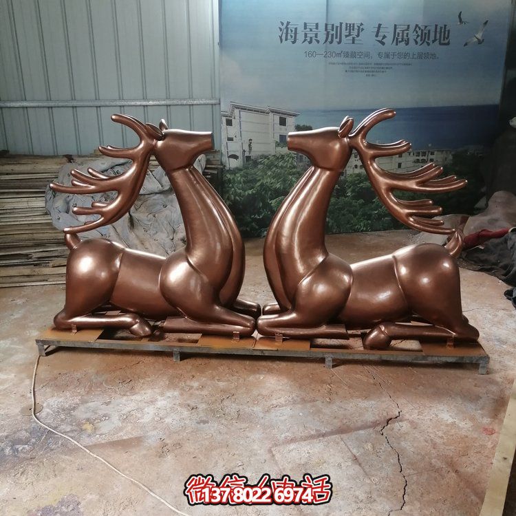 仿銅梅花鹿雕塑玻璃鋼擺件，園林景觀裝飾