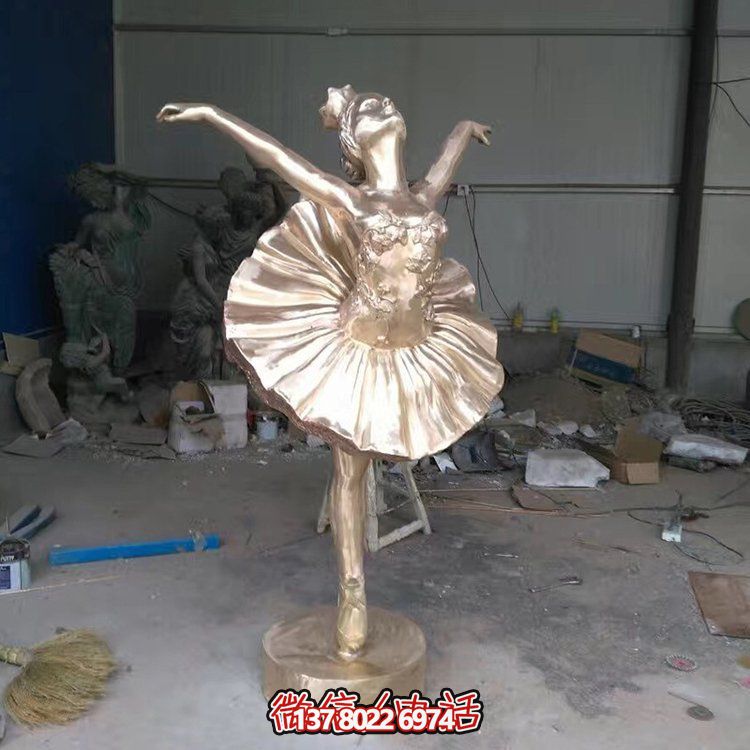 不銹鋼雕塑，給您的園林、廣場增添抽象跳舞的人物精彩！