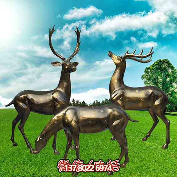 仿銅梅花鹿雕塑，裝點玻璃鋼園林