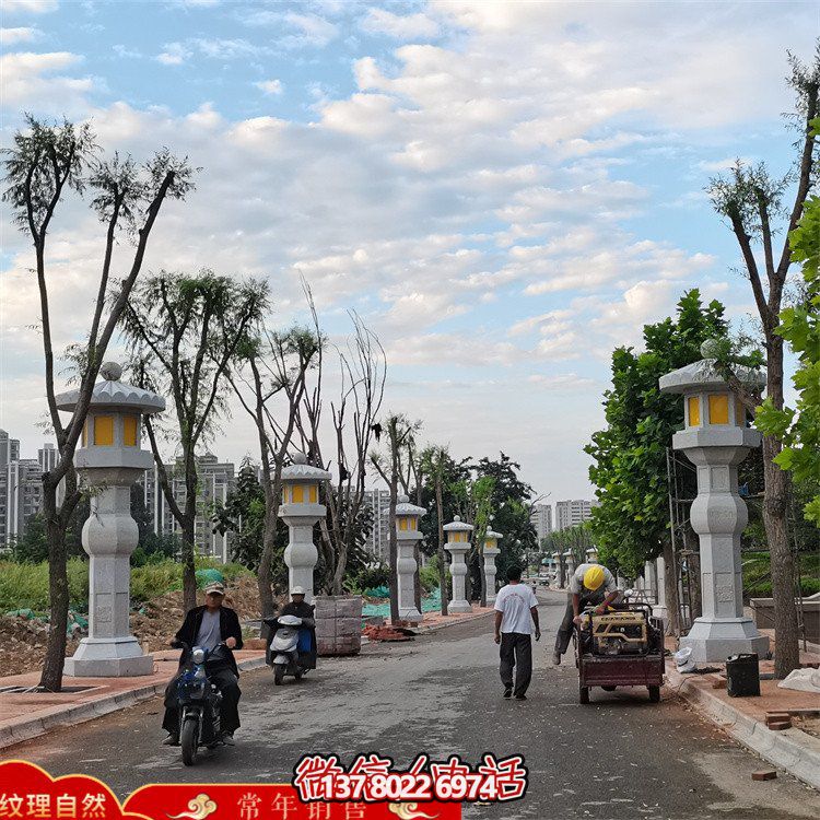精美絕倫的大型石雕燈籠，專為園林路燈定制