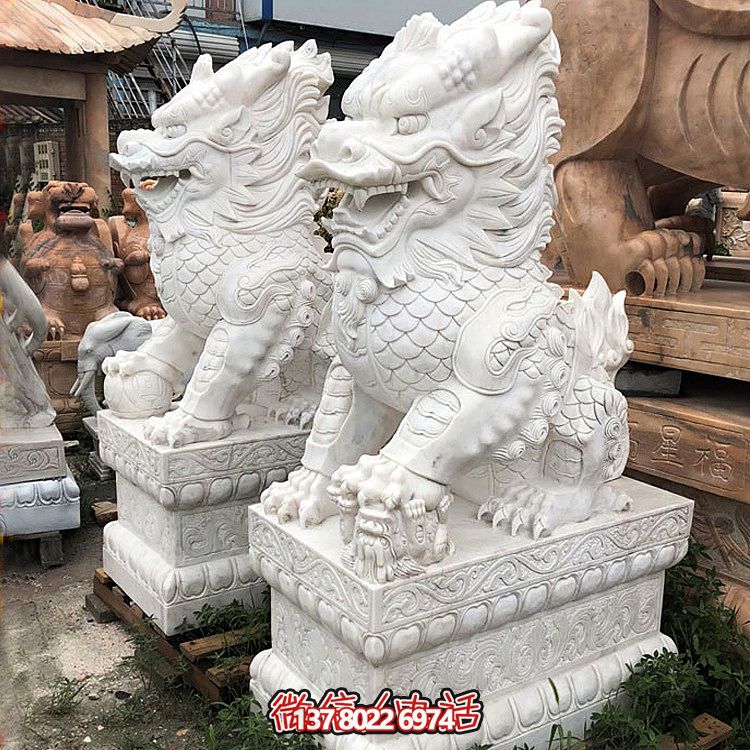 大型漢白玉石雕麒麟雕塑，為您的庭院門口增添獨特景觀