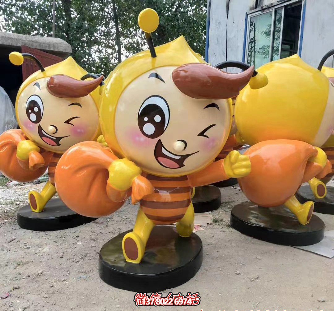 仿真蜜蜂雕塑背包，輕便玻璃鋼裝飾小區(qū)、景區(qū)和草坪