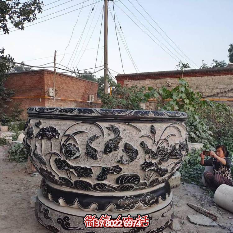 石雕魚(yú)缸花盆戶(hù)外庭院水缸養(yǎng)魚(yú)池石缸青石仿古老石槽雕塑