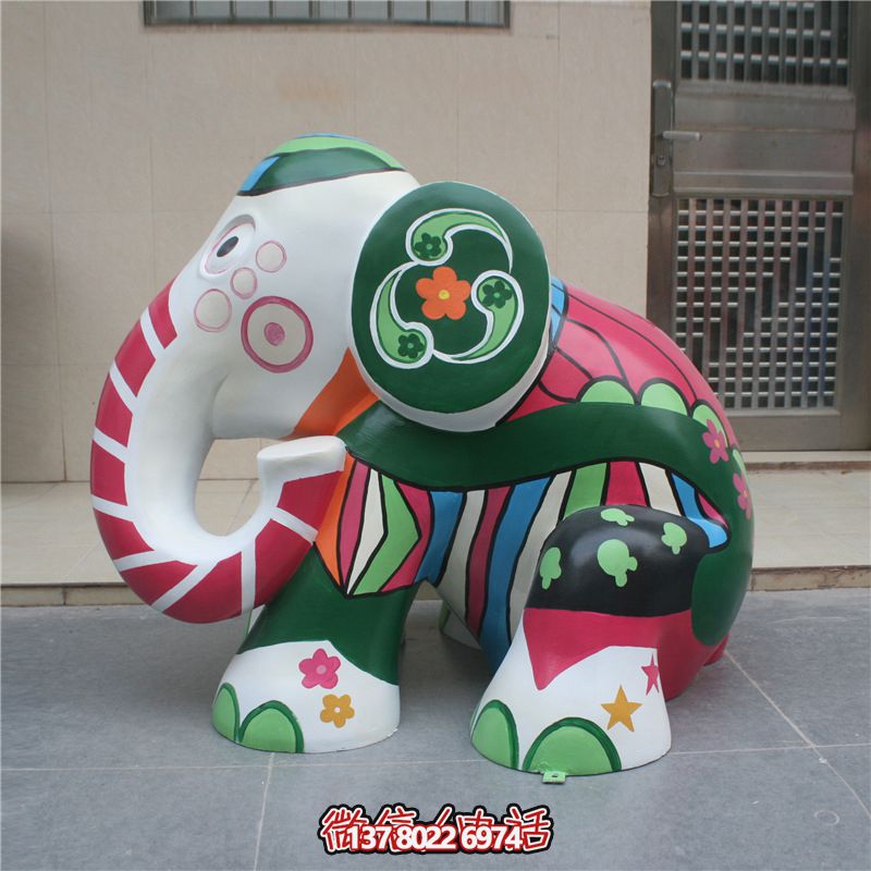 游樂場(chǎng)玻璃鋼彩繪大象雕塑 游樂場(chǎng)玻璃鋼彩繪大象雕塑