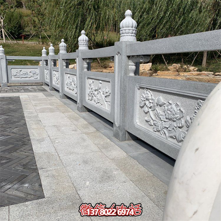 石雕欄桿，菊花紋石欄板