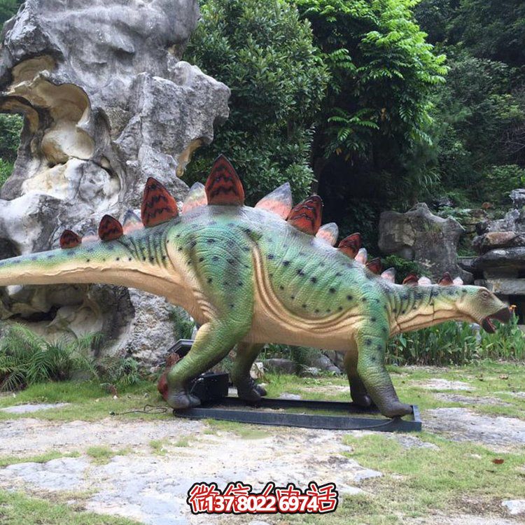 劍齒龍，玻璃鋼仿真恐龍仿生雕塑