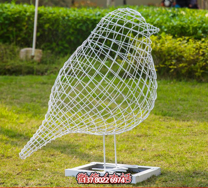 公園不銹鋼鏤空創(chuàng)意戶外大型小鳥(niǎo)雕塑 公園不銹鋼鏤空創(chuàng)意戶外大型小鳥(niǎo)雕塑