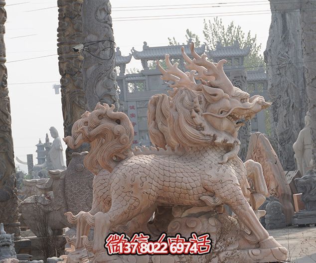 景區(qū)大型動物景觀石雕麒麟雕塑